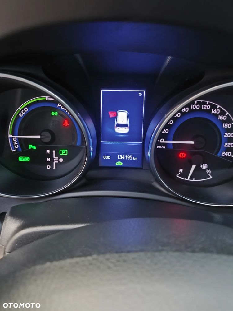 Toyota Auris Hybrid 135 Prestige - 8