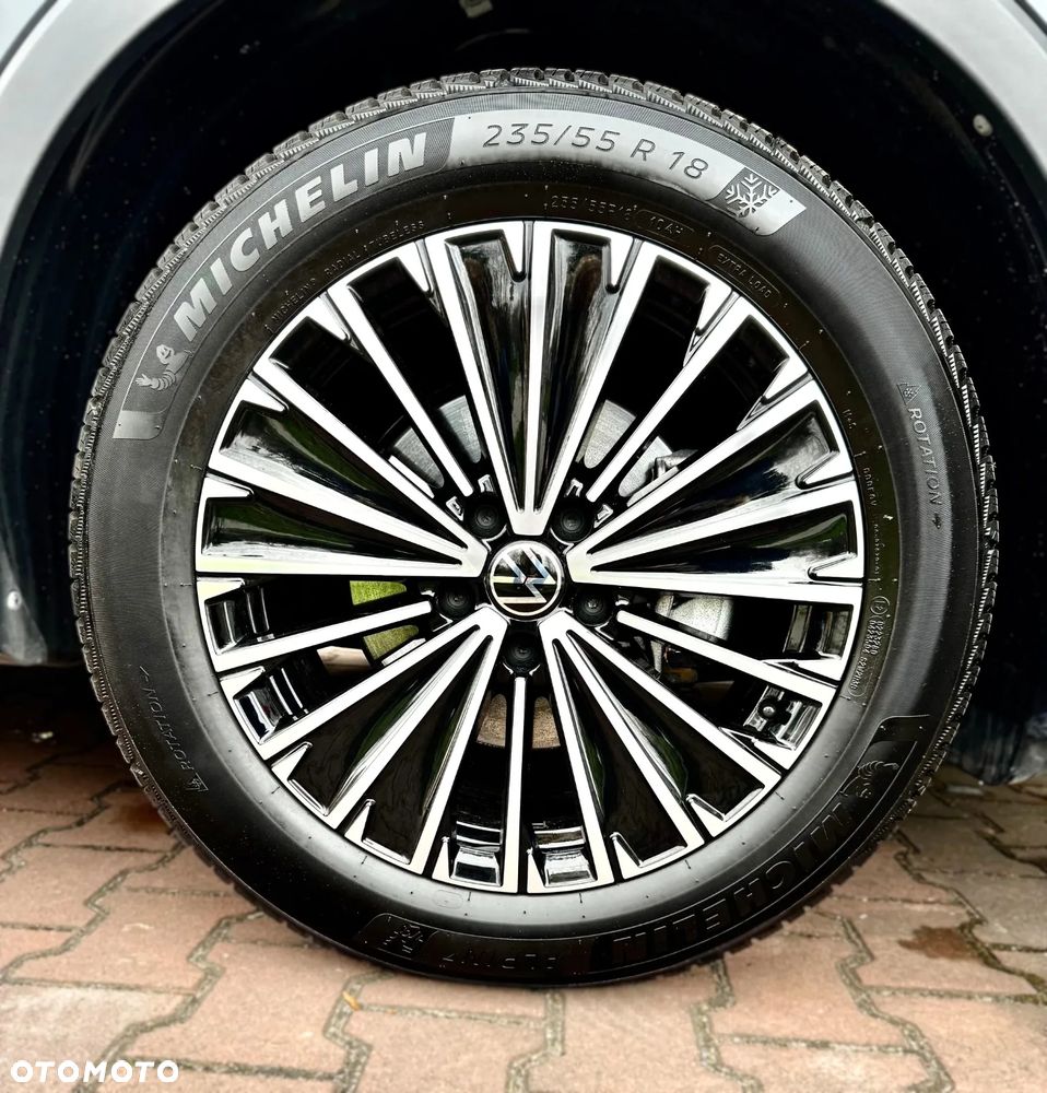 Volkswagen Tiguan 1.5 eTSI Elegance DSG - 18