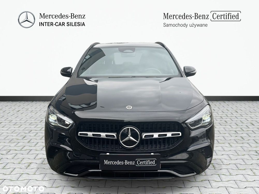 Mercedes-Benz GLA - 3