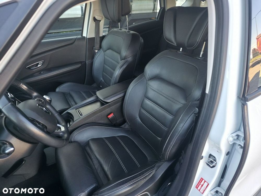 Renault Scenic - 28