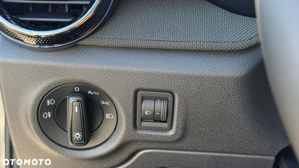 Skoda Fabia 1.0 TSI Selection DSG - 13