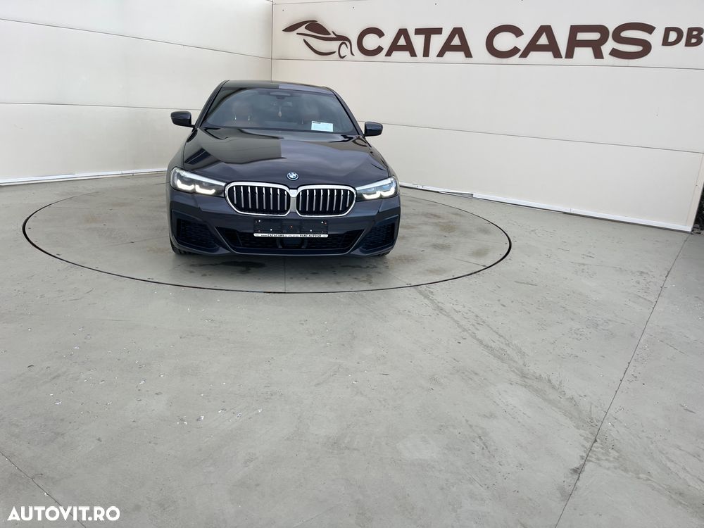 BMW Seria 5 530e Aut. M Sport Edition - 1