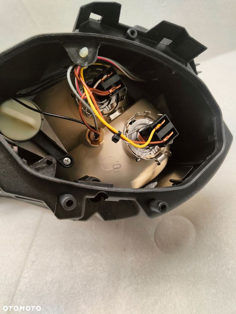 porsche boxster 986 lampa zw prawy przód 98663113111 - 5