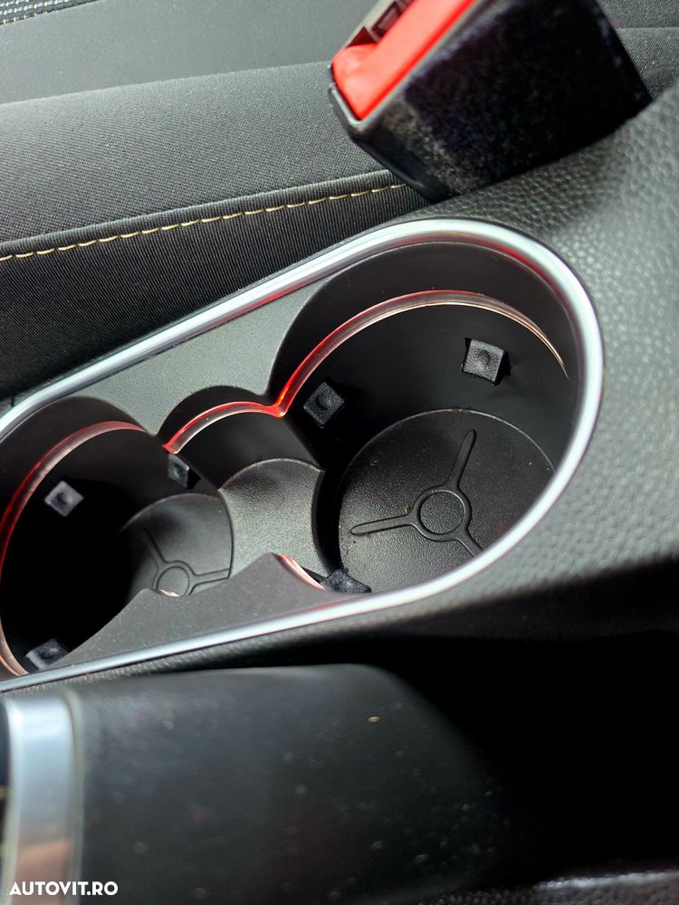 Ford Fiesta 1.5 TDCi Titanium - 27