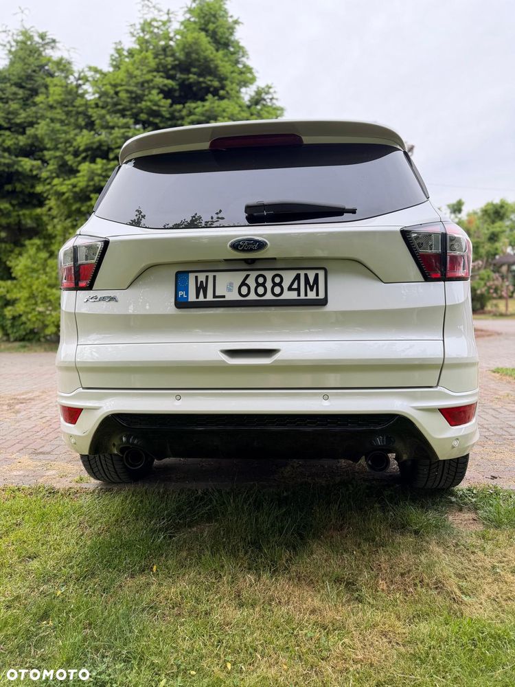 Ford Kuga 2.0 TDCi AWD ST-Line - 4