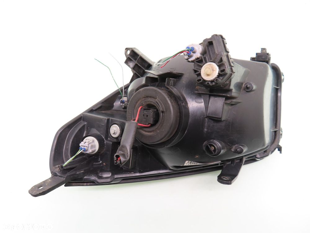 LAMPA PRAWA PRZEDNIA TOYOTA RAV 4 II LIFT EUROPA - 2