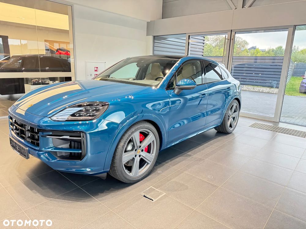 Porsche Cayenne - 1