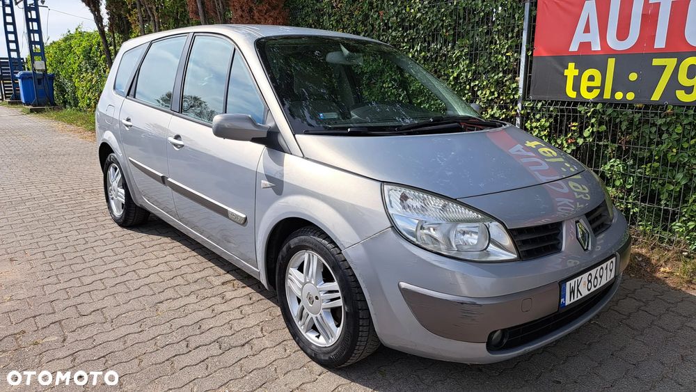 Renault Grand Scenic - 1