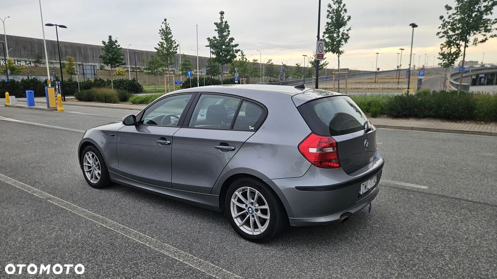 BMW Seria 1 - 8