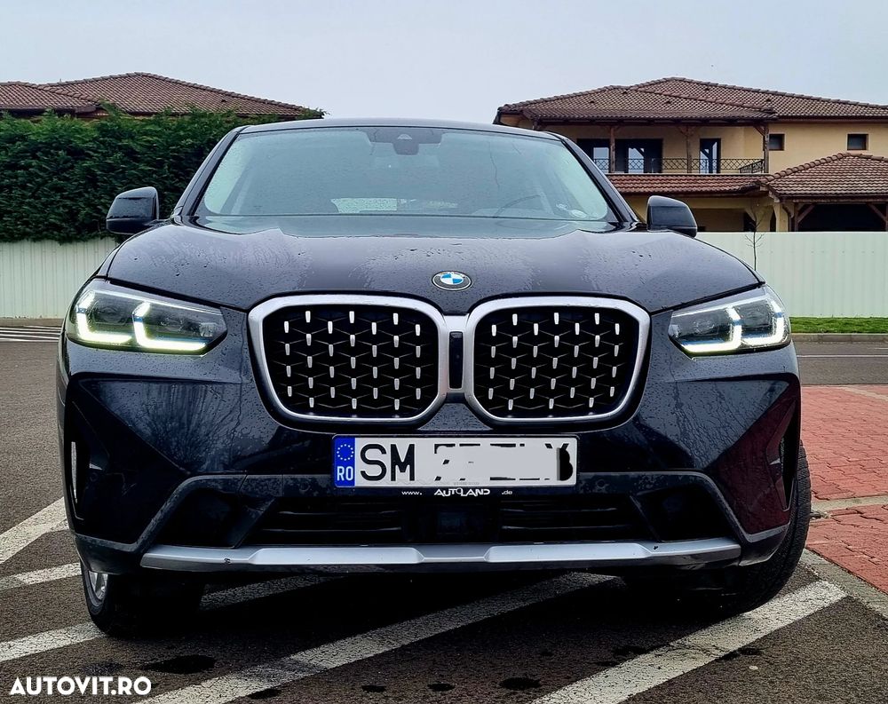 BMW X4 xDrive20i AT - 8