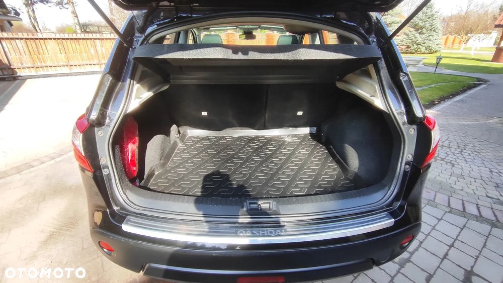 Nissan Qashqai 2.0 4 x 4 tekna - 18