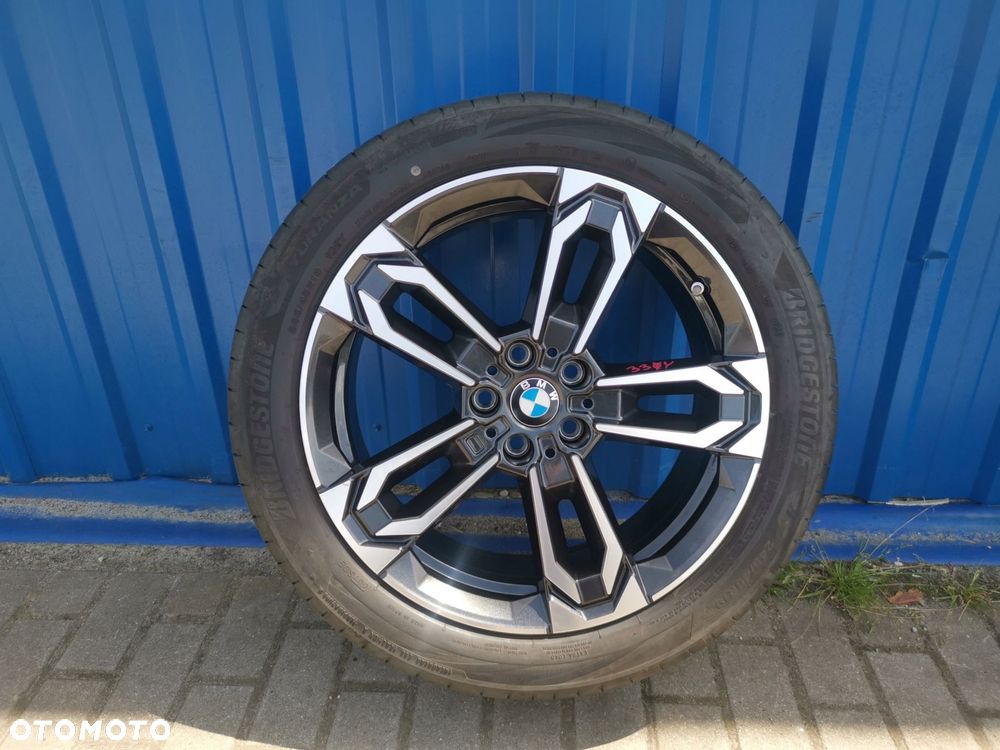 BMW IX1 X1 U11 X2 U10 FELGI ALUFELGI 8J ET46 6898051 OPONY 245/45R19 LATO - 14