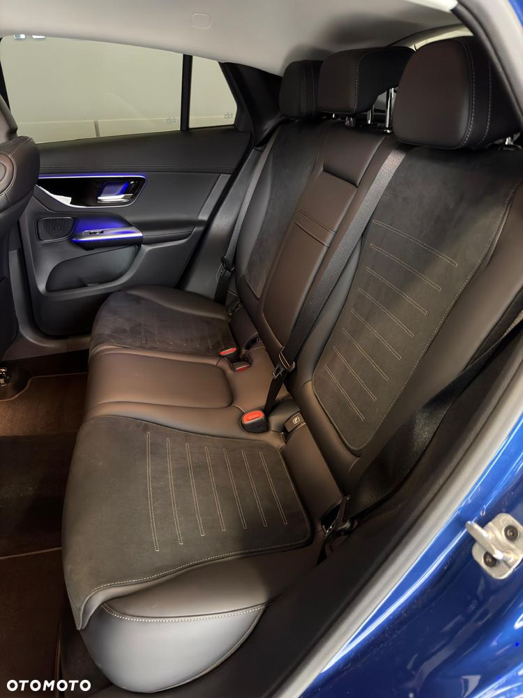 Mercedes-Benz GLC - 16