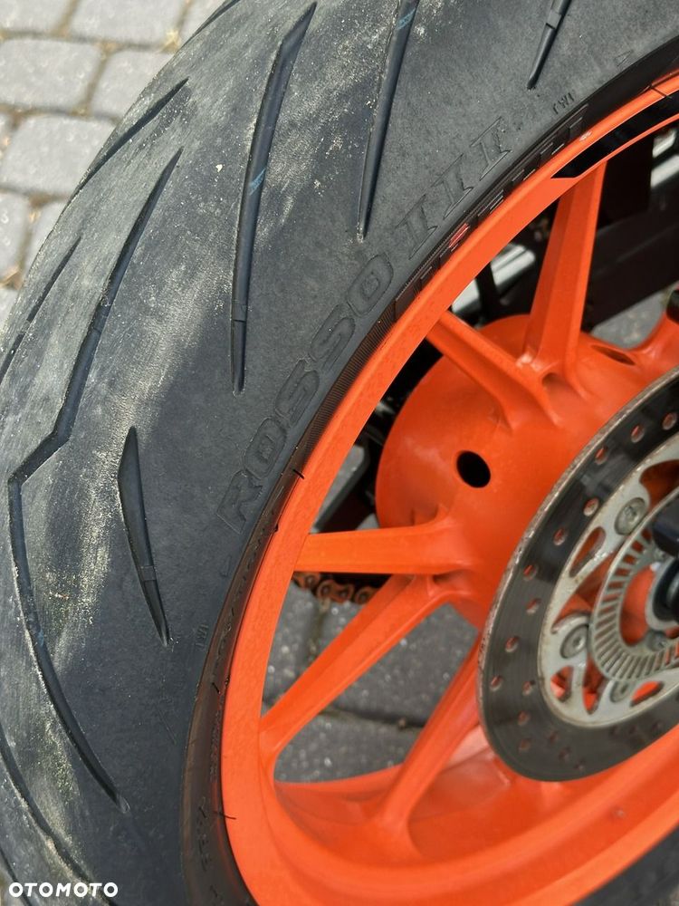 KTM Duke - 17
