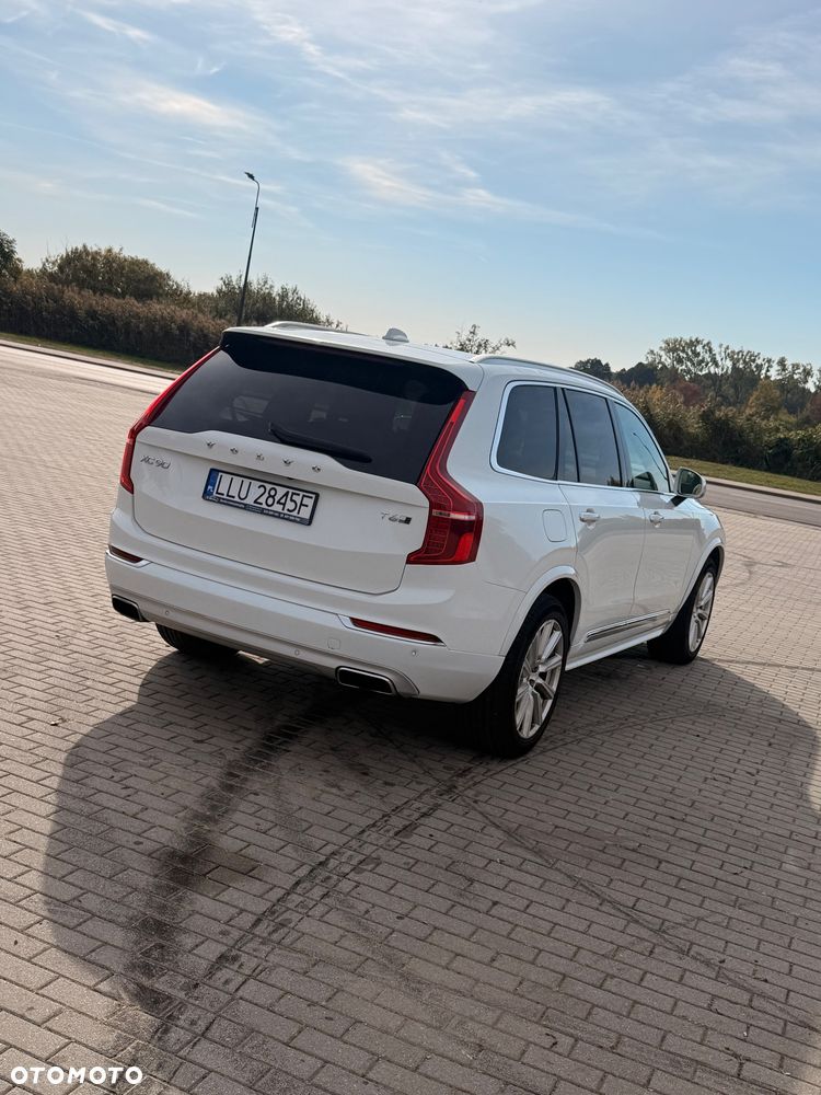 Volvo XC 90 - 4