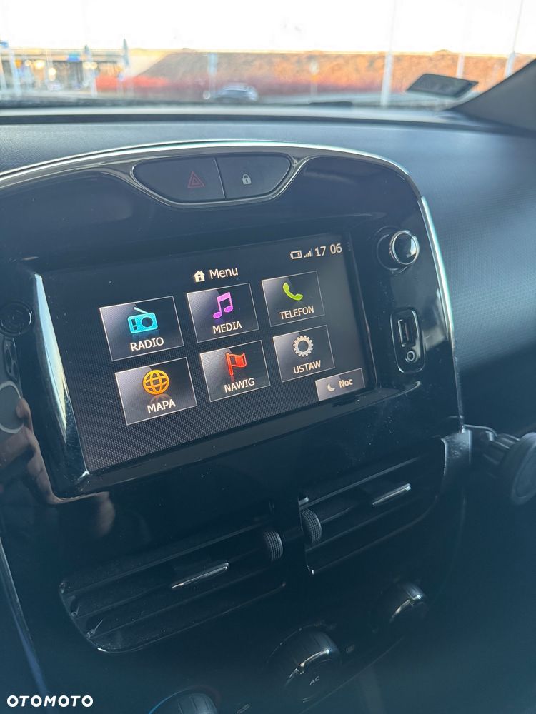 Renault Clio 1.2 16V Intens - 8