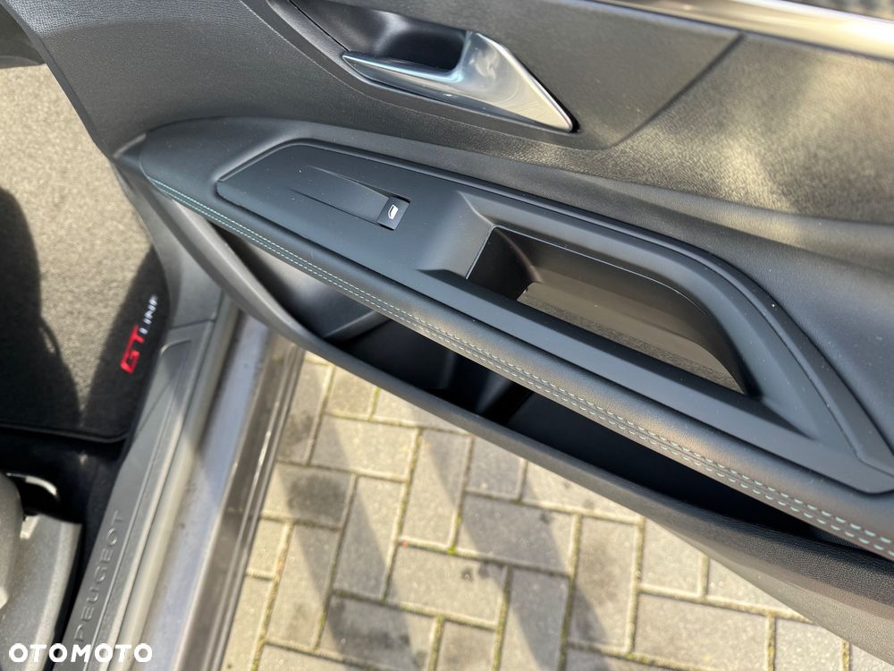 Peugeot 3008 PureTech 130 Stop & Start Allure - 26