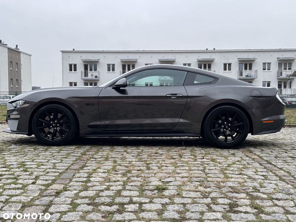 Ford Mustang - 10