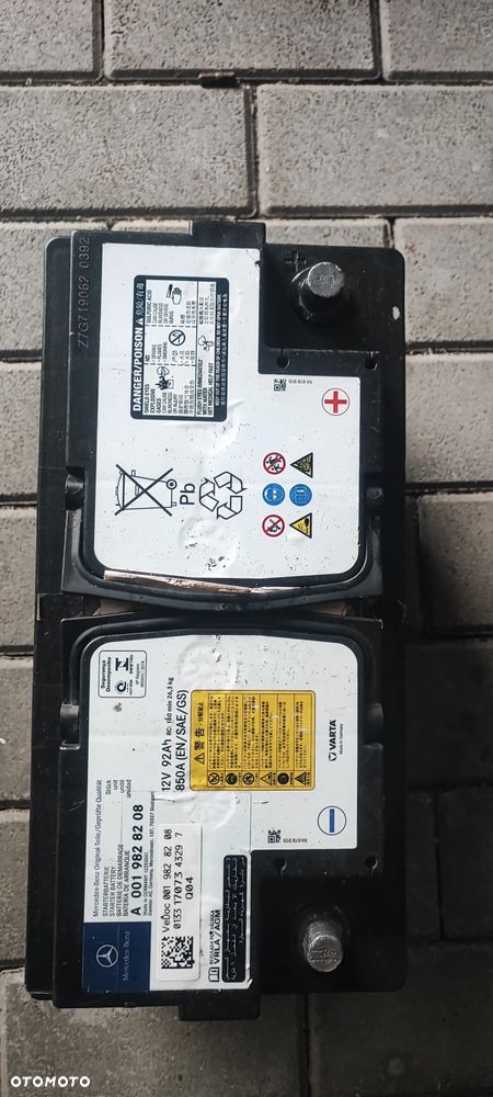 Akumulator AGM Mercedes  92Ah 850a A0019828208
