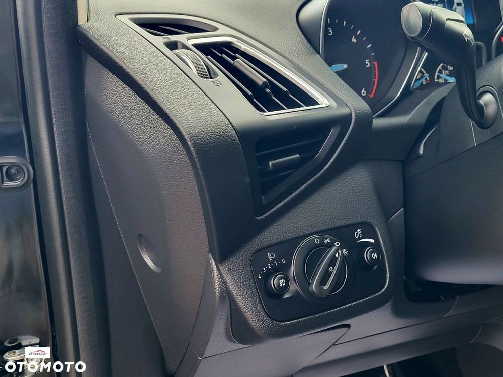 Ford C-MAX - 32