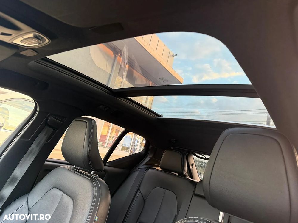 Volvo XC 40 D4 AWD R-Design - 11