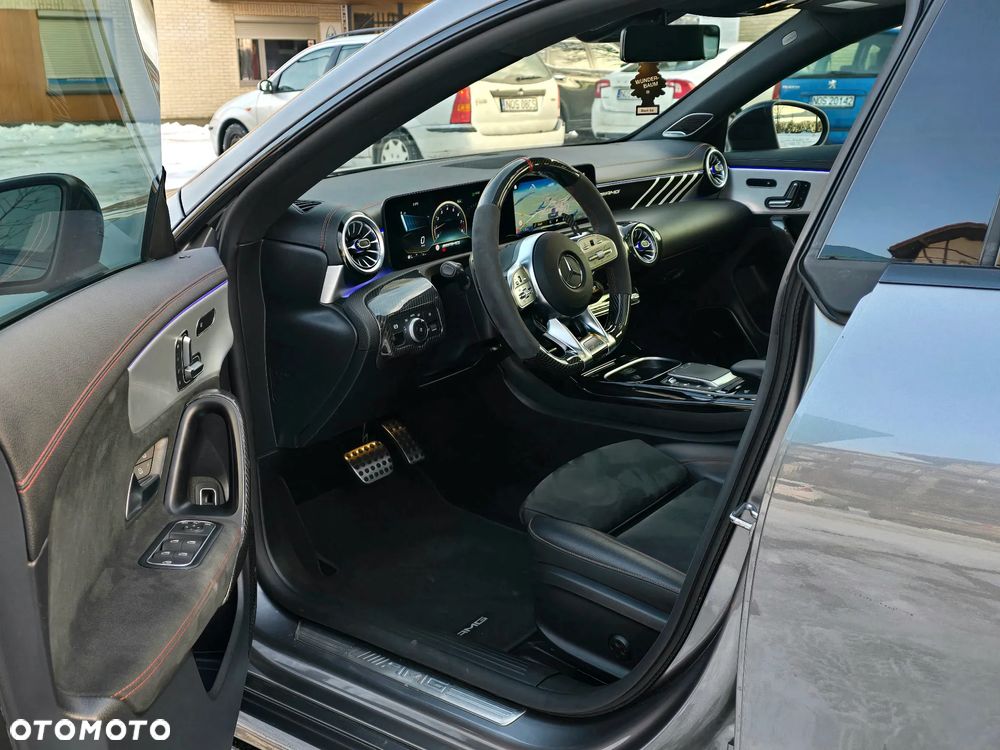 Mercedes-Benz CLA AMG 45 S 4Matic+ B AMG Speedsh 8G-DCT Stree Style Edition - 10