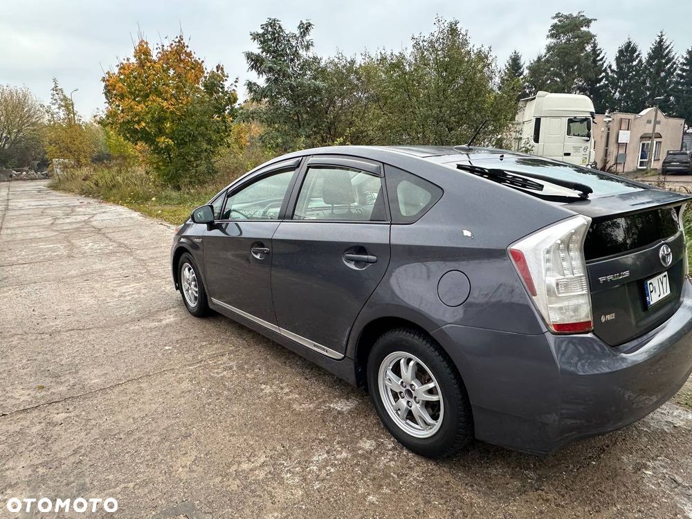 Toyota Prius 1.8 HSD Active - 4