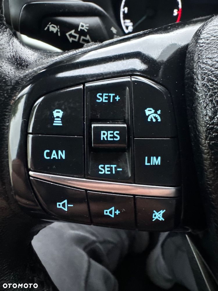 Ford Transit Custom - 11