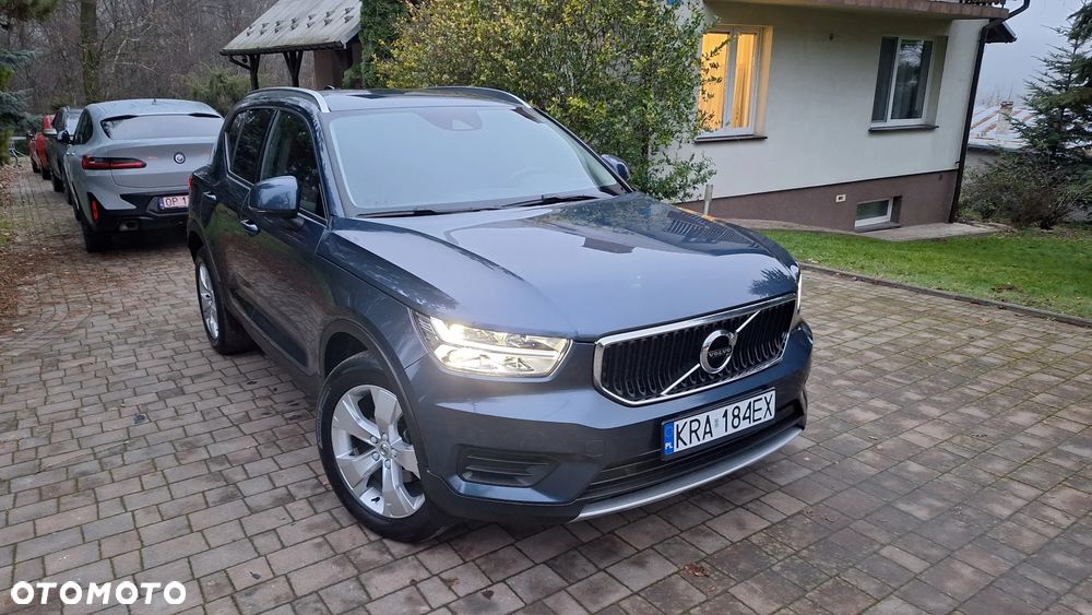Volvo XC 40 T3 Geartronic Momentum Pro - 3