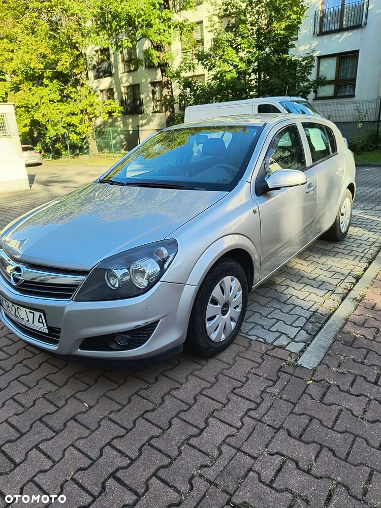 Opel Astra 1.4 - 16
