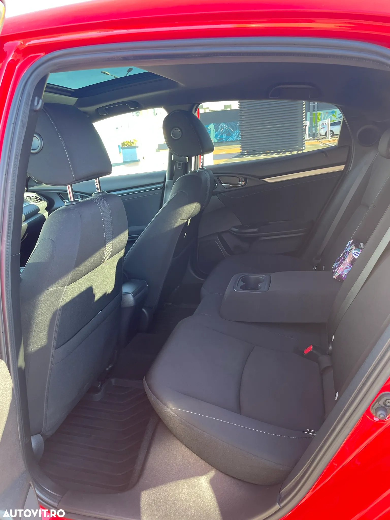 Honda Civic 1.5 VTEC Turbo Sport Plus - 10