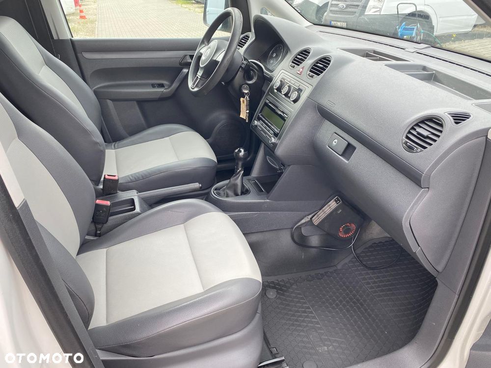 Volkswagen CADDY - 17
