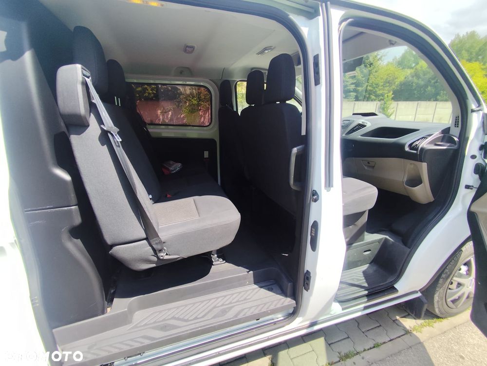 Ford Transit Custom - 8