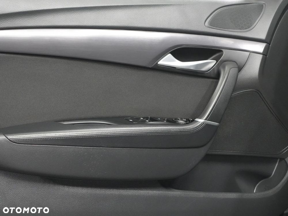 Hyundai i40 Kombi blue 1.7 CRDi Trend - 18