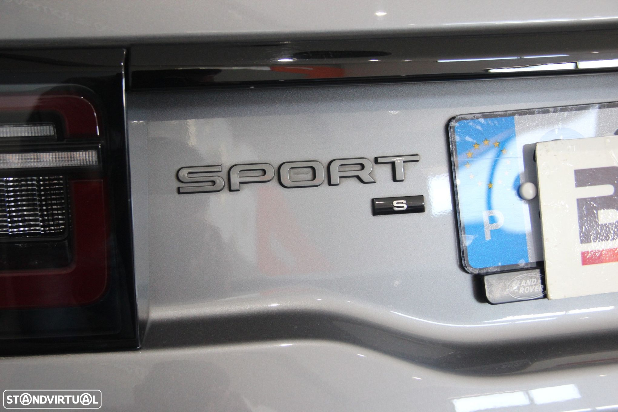 Land Rover Discovery Sport - 12