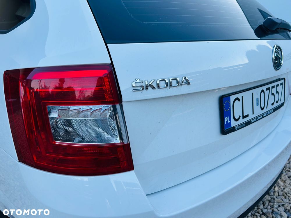 Skoda Octavia 1.6 TDI DPF DSG Elegance - 16