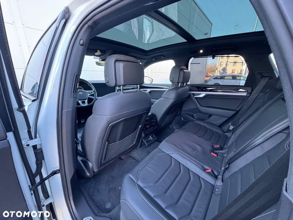 Volkswagen Touareg 3.0 V6 TDI SCR 4Mot R-Line - 13