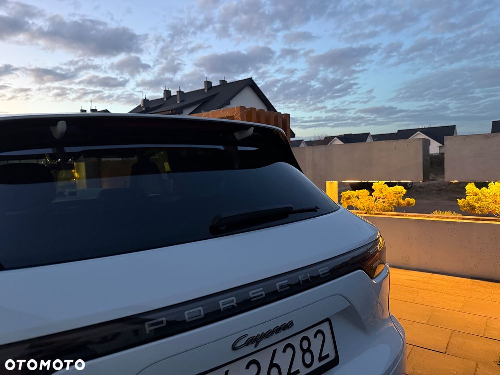 Porsche Cayenne E-Hybrid Platinum Edition - 34