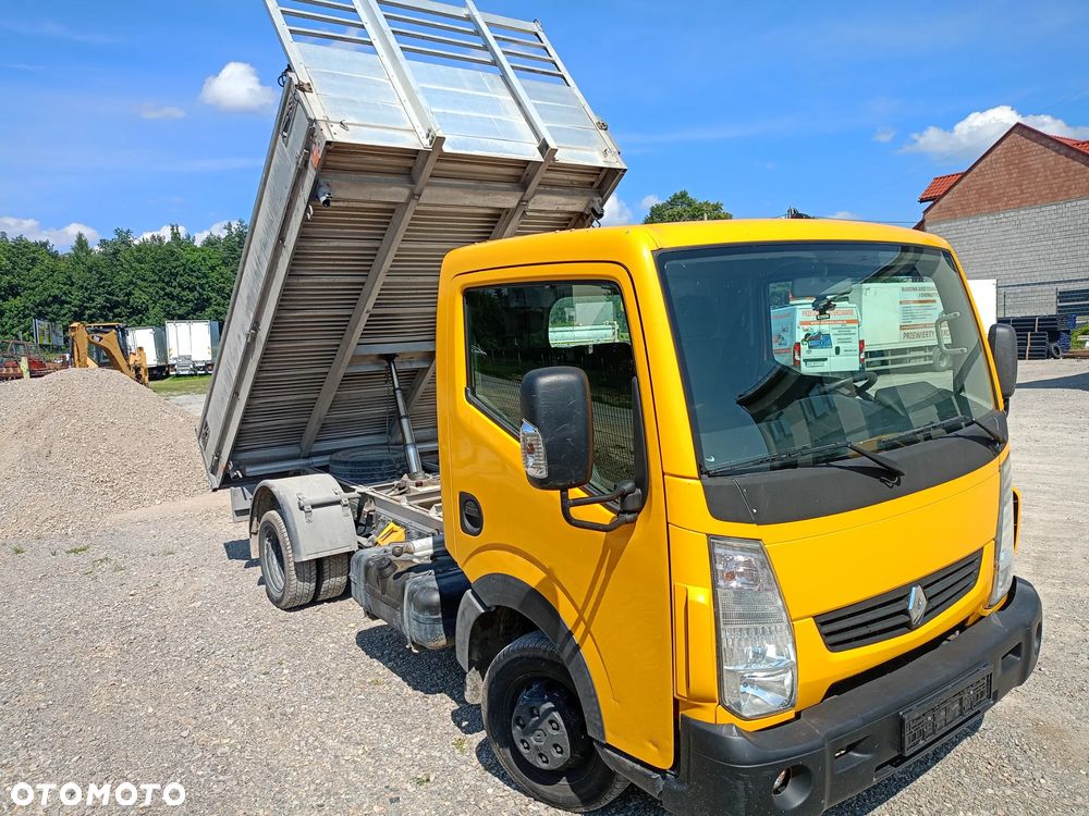 Renault MAXITY - 1