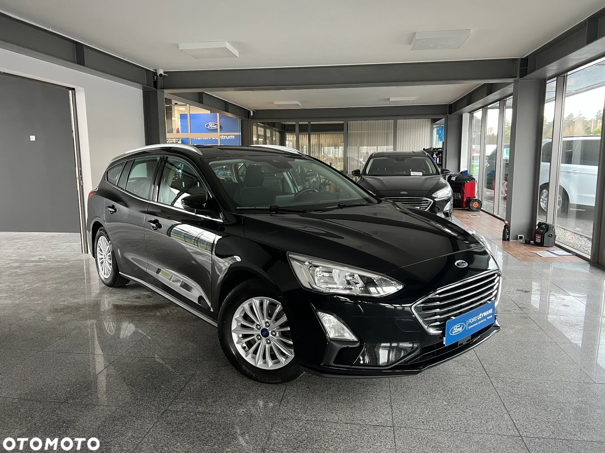 Ford Focus 1.0 EcoBoost Titanium Business - 2