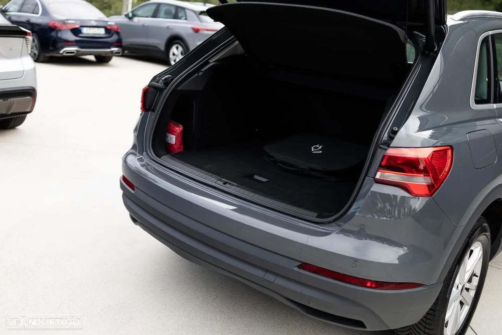 Audi Q3 45 TFSIe S tronic - 34