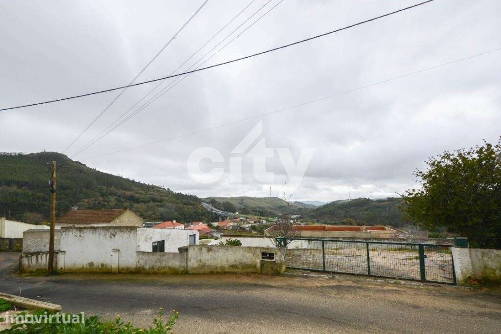 Terreno Urbano de 1000 m2 em Loures com Vista Magnífica - Grande imagem: 2/24