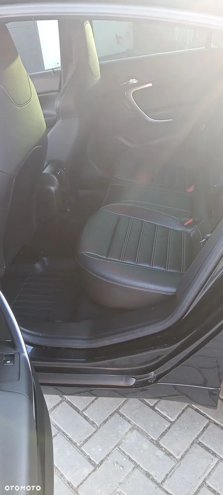 Opel Insignia 2.8 V6 Turbo 4x4 OPC - 10