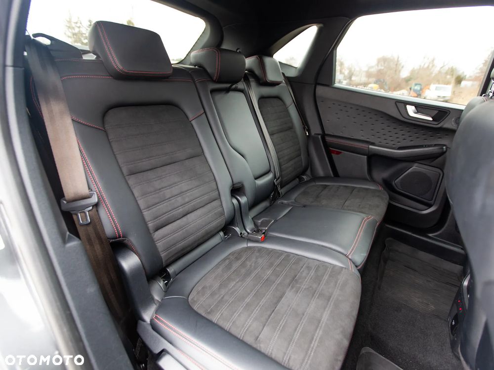 Ford Kuga 2.0 EcoBlue 4x4 ST-LINE X - 17