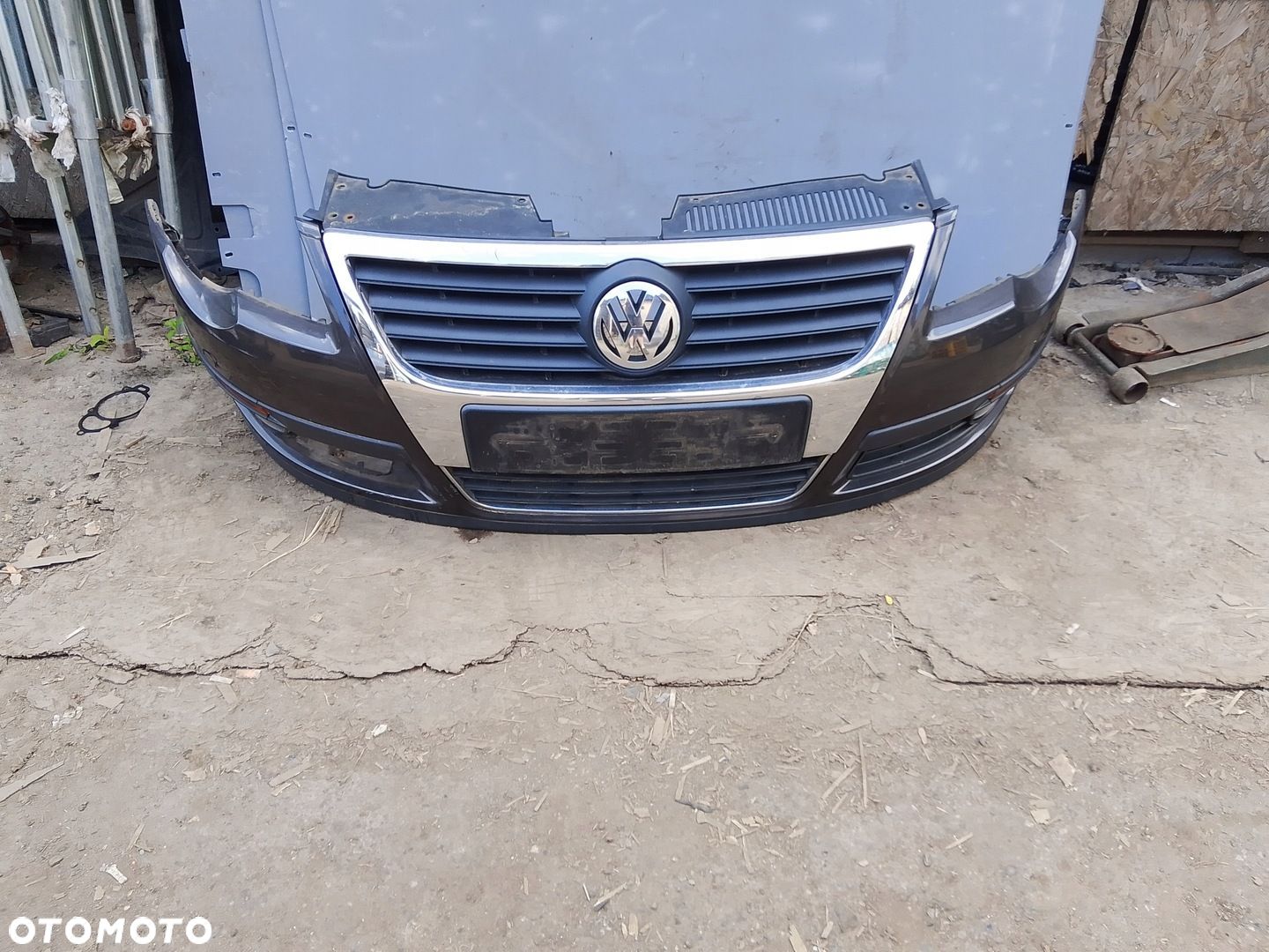 Zderzak Przód VW Passat B6 LC8Z - 1