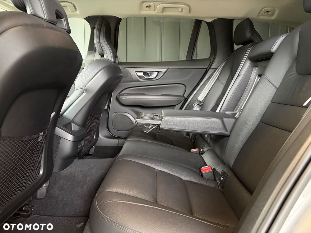 Volvo V60 B3 B Plus Bright - 15