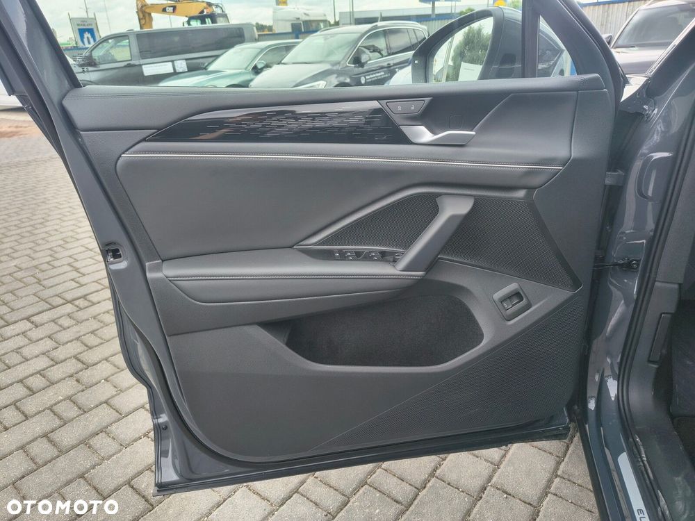 Volkswagen Tiguan 2.0 TDI 4Mot Elegance DSG - 20