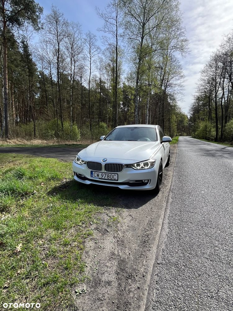 BMW Seria 3 2013 photo 4