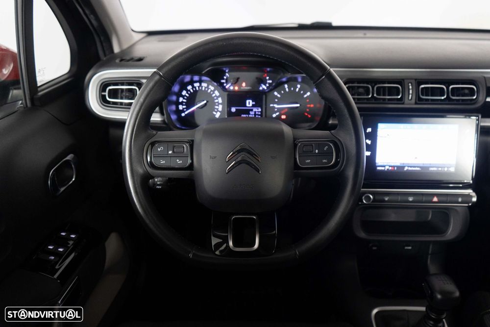 Citroën C3 1.2 PureTech Shine - 24