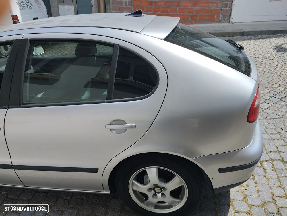 SEAT Leon 1.6 Signo - 7